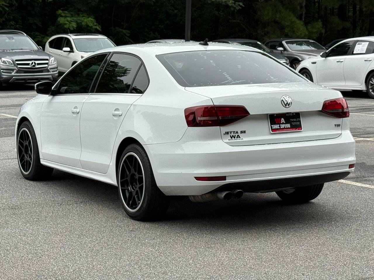 Used 2018 Volkswagen Jetta SE FWD image 6