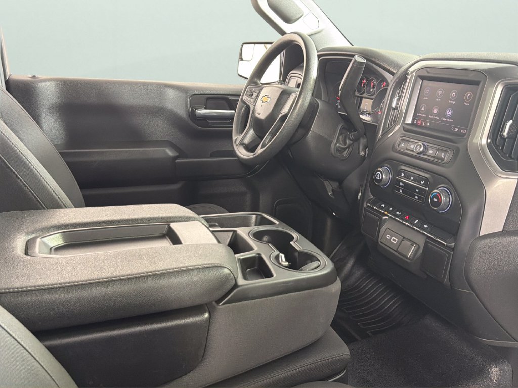 Certified 2025 Chevrolet Silverado 1500 W/T RWD image 30