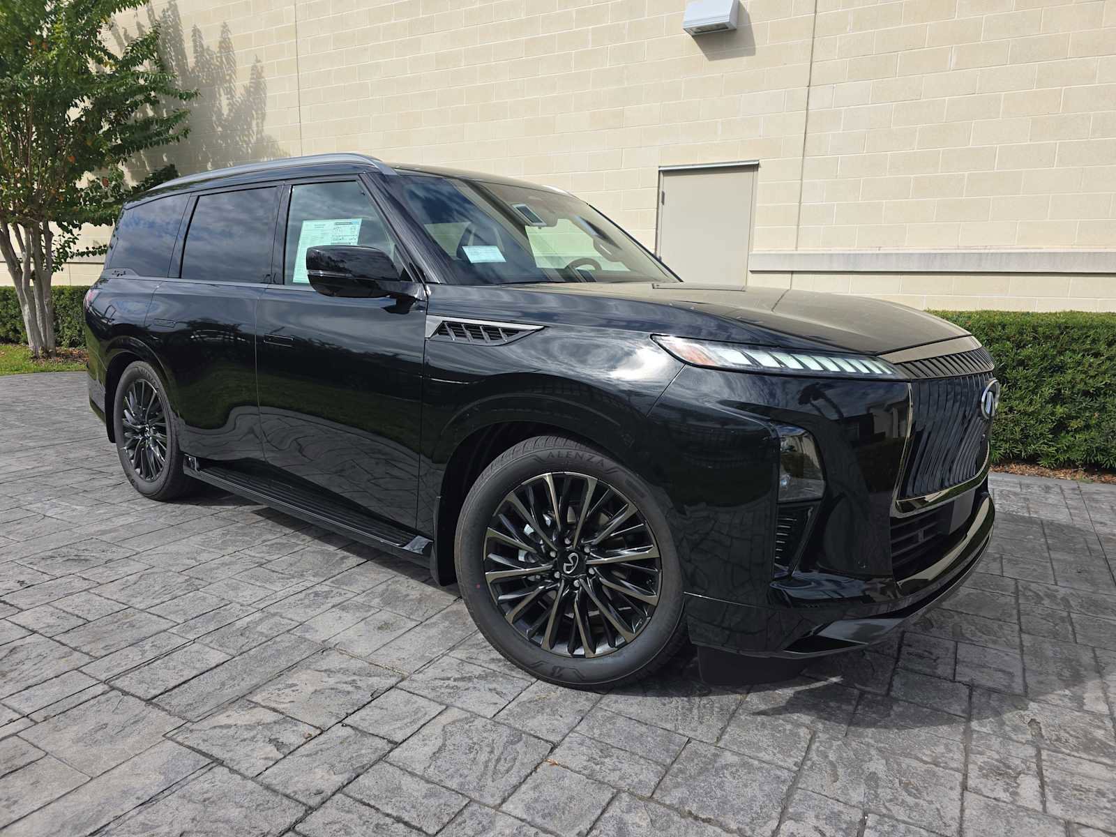 New 2026 INFINITI QX80 Autograph w/ Premium Cargo Package image 28