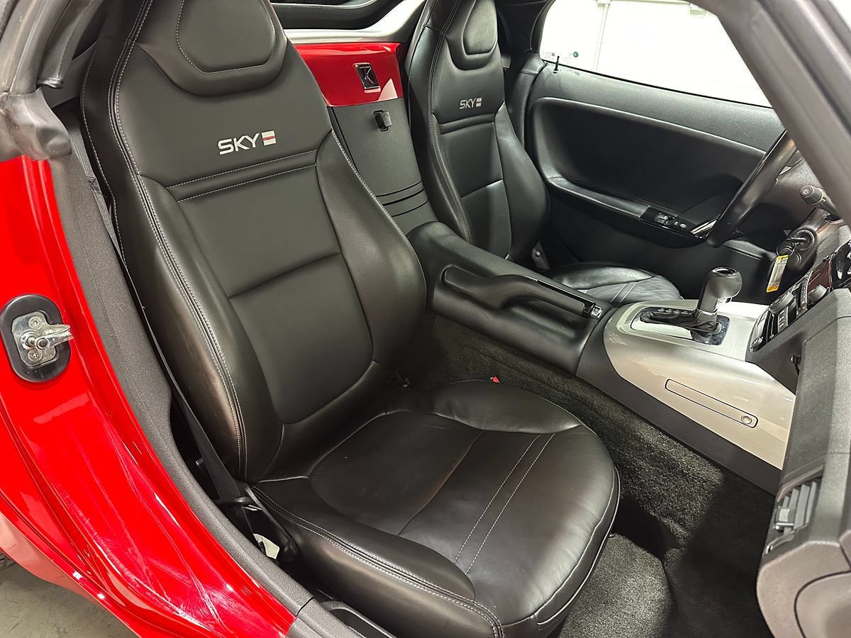 Used 2008 Saturn Sky Red Line RWD image 13