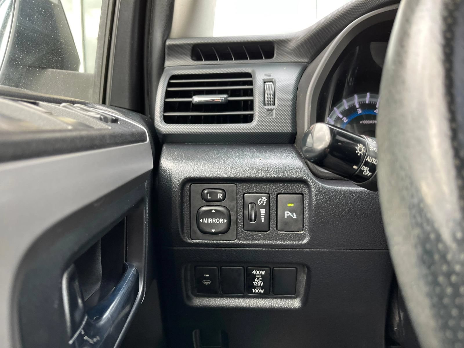 Used 2014 Toyota 4Runner Limited AWD/4WD image 19