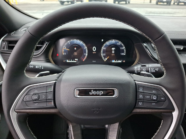 New 2026 Jeep Grand Cherokee Altitude AWD/4WD image 17
