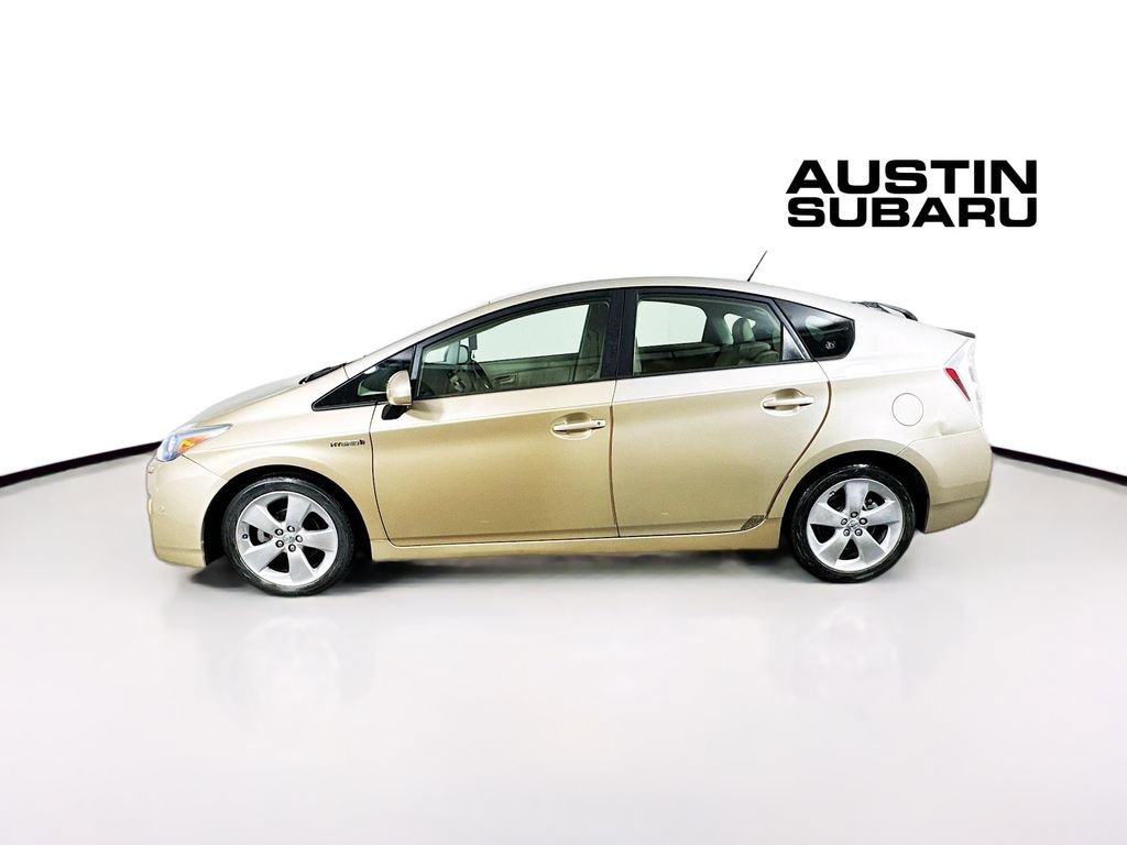 Used 2011 Toyota Prius Five w/ Advanced Technology Pkg image 4