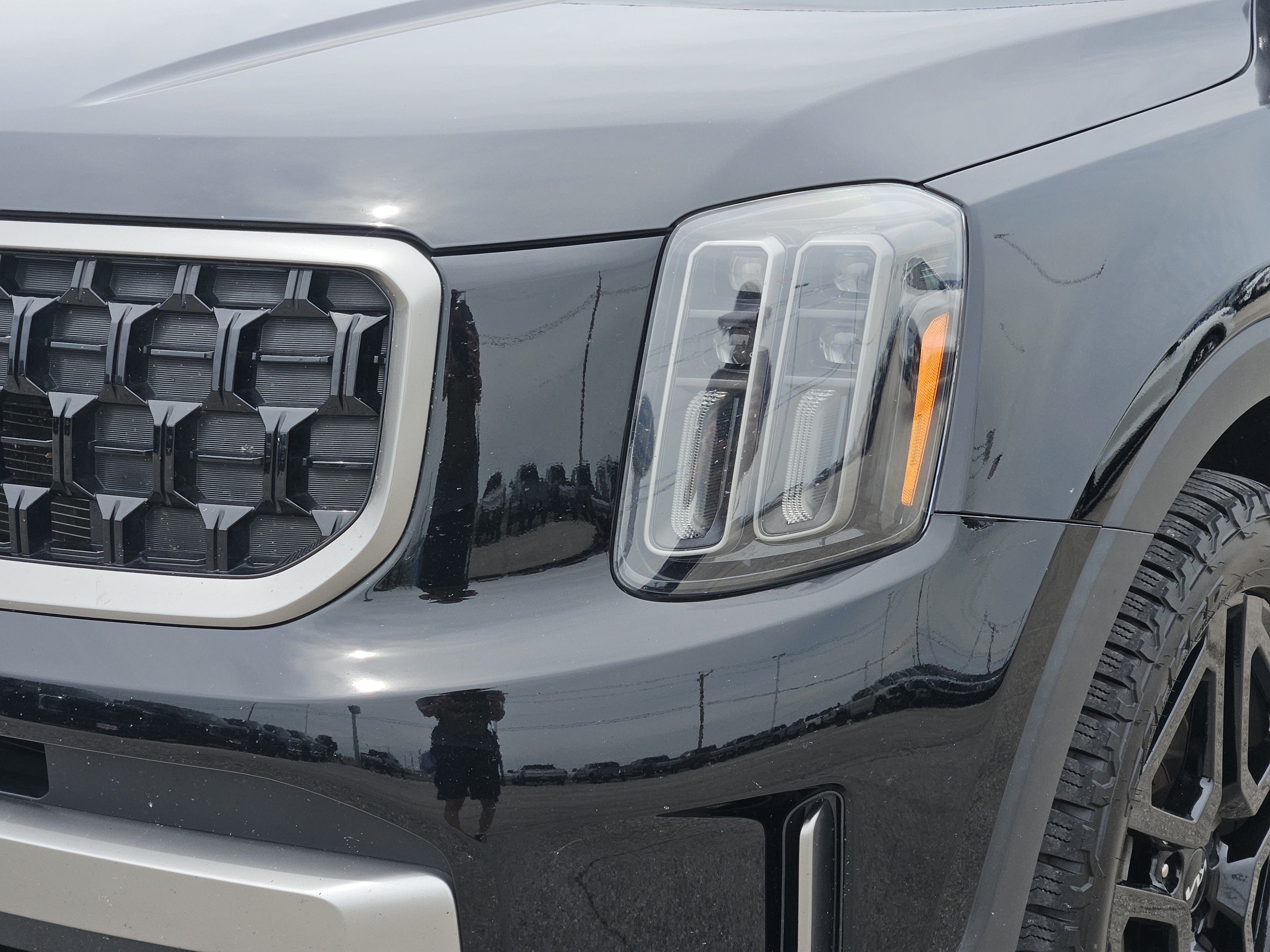 Used 2023 Kia Telluride EX X-Line AWD/4WD image 8