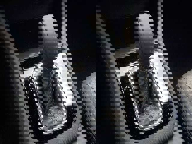 Certified 2025 Subaru Forester Limited w/ Popular Package image 36