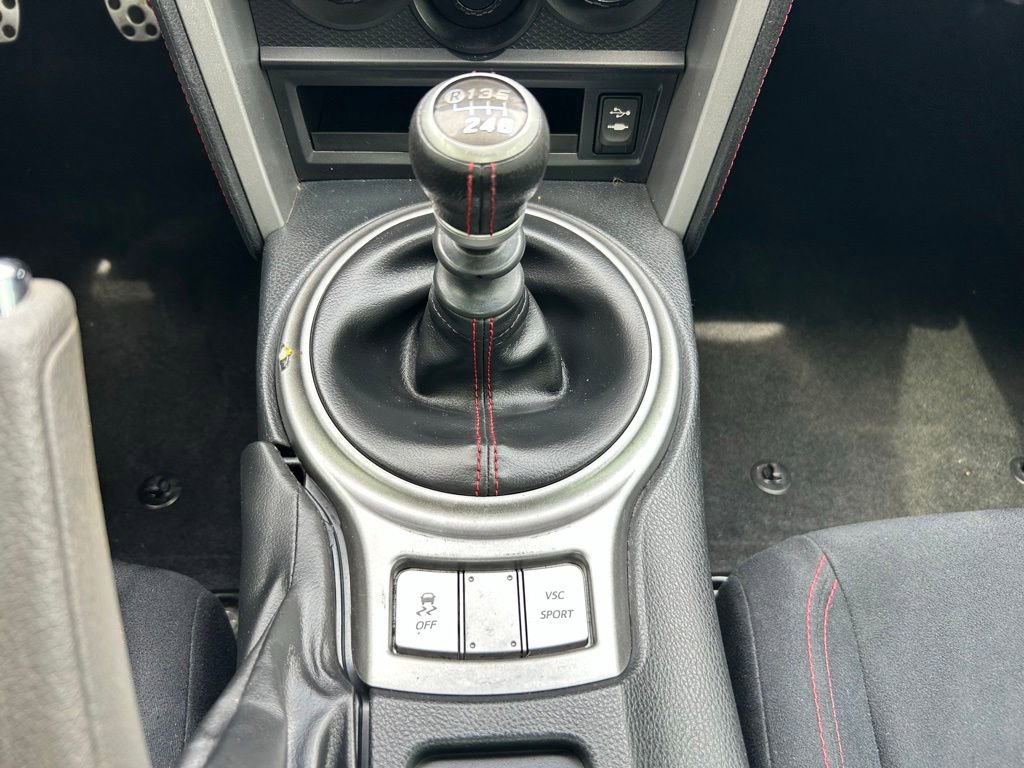 Used 2014 Scion FR-S RWD image 19