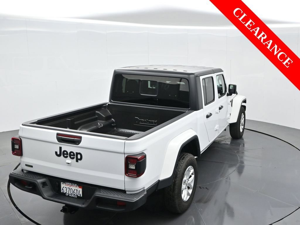 Used 2023 Jeep Gladiator Sport image 59