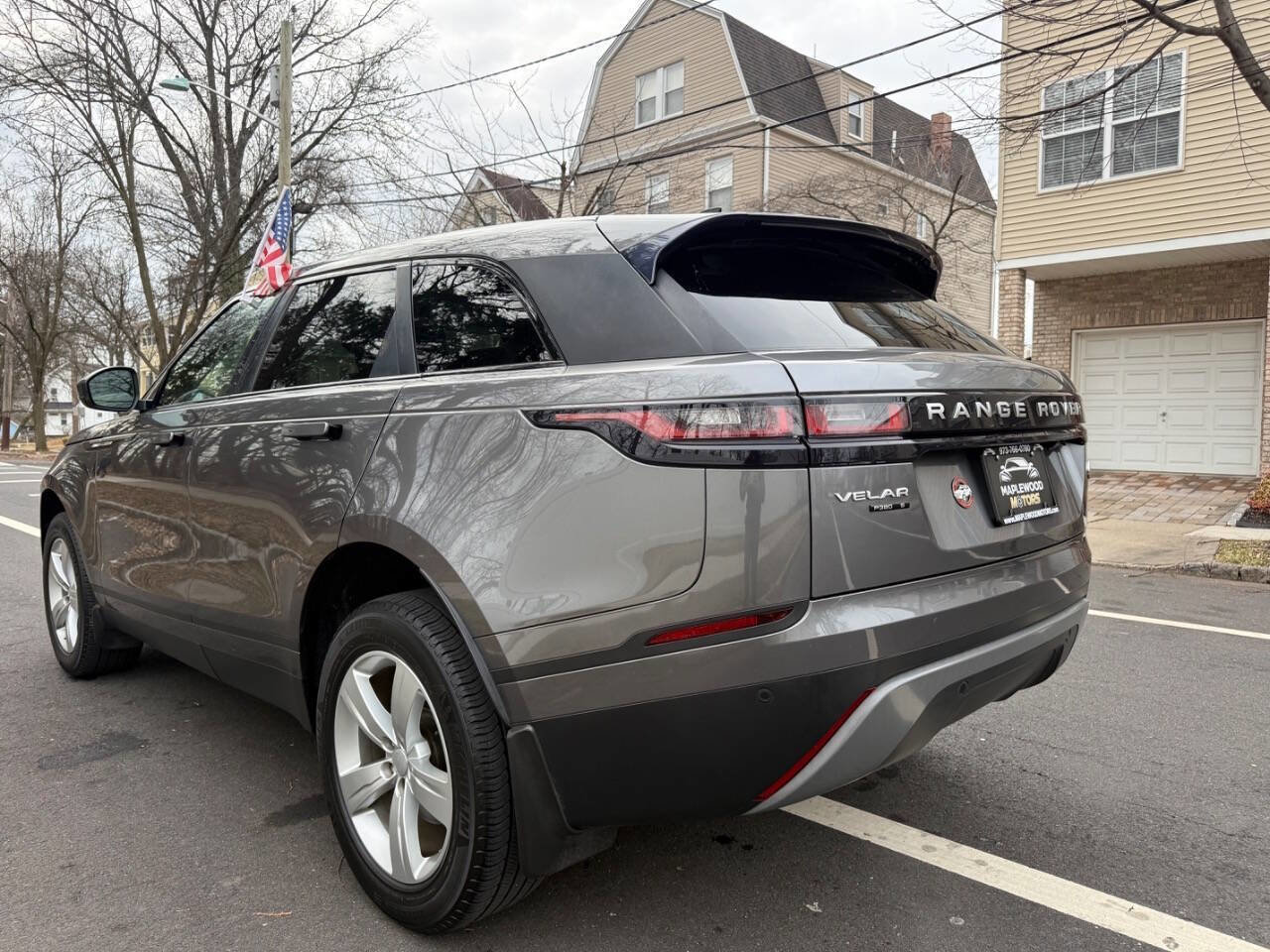 Used 2018 Land Rover Range Rover Velar S AWD/4WD image 10
