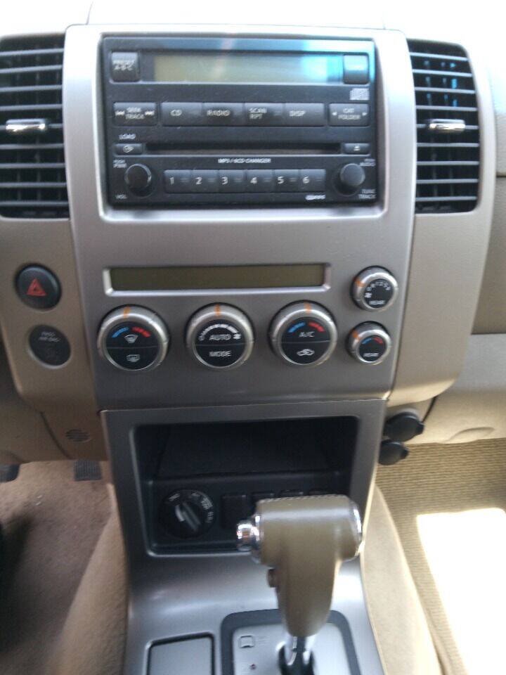 Used 2006 Nissan Pathfinder SE w/ (G01) SE Comfort Pkg AWD/4WD image 10