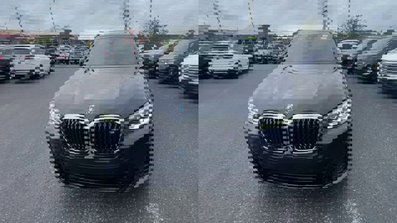 Used 2023 BMW X3 M40i w/ Premium Package image 4