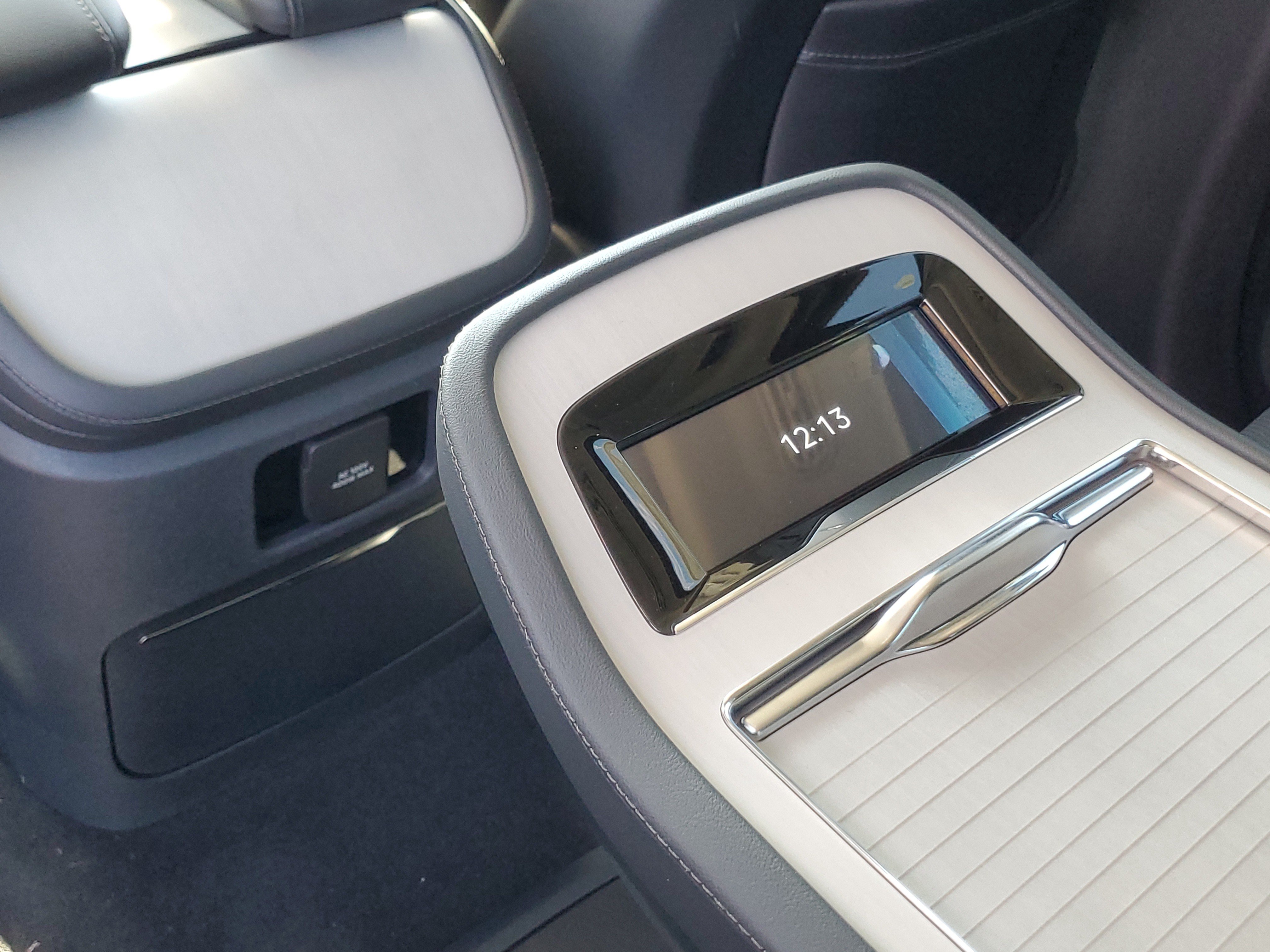 New 2027 Lincoln Navigator Reserve AWD/4WD image 30