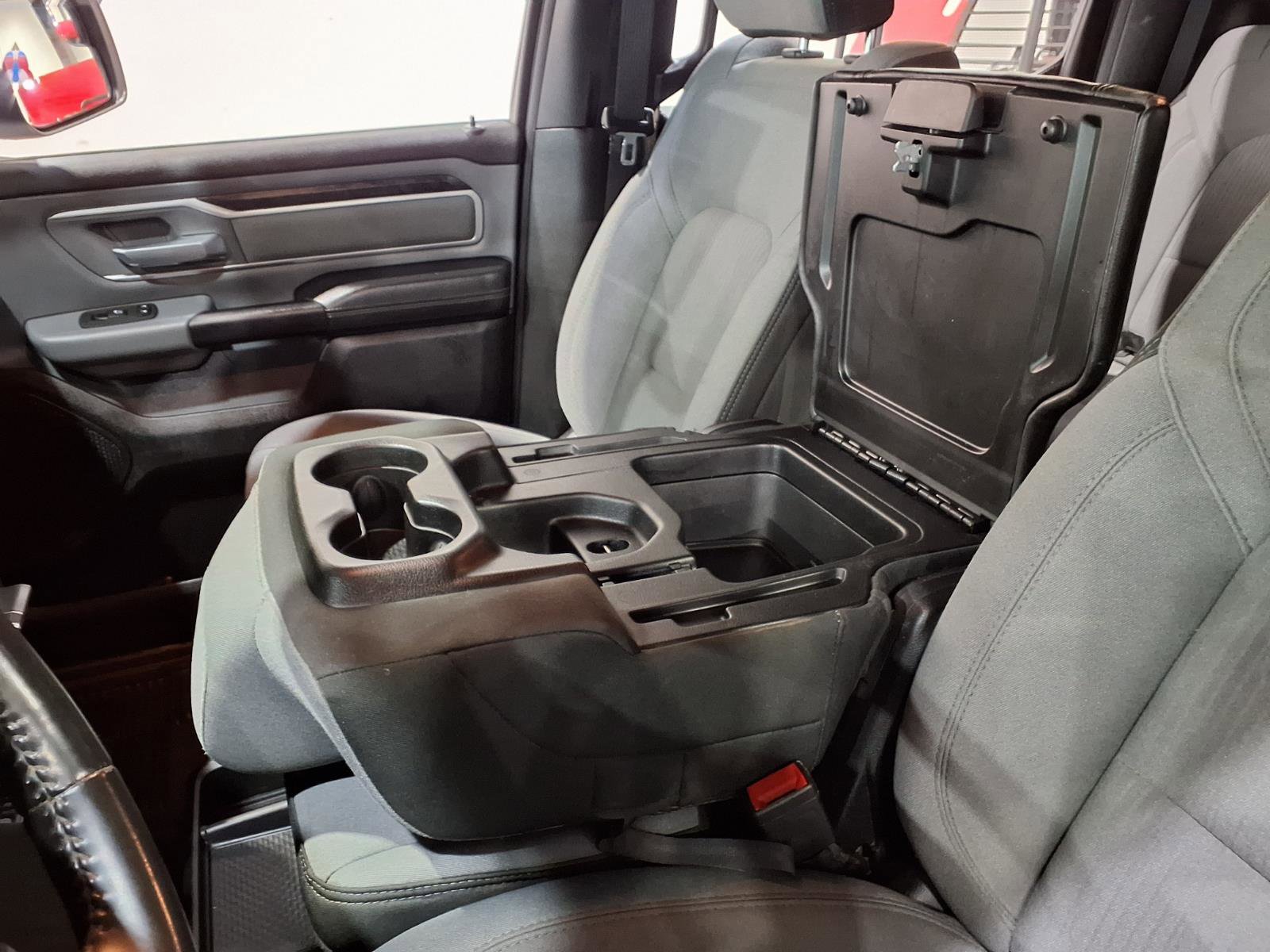 Used 2021 RAM 1500 Big Horn AWD/4WD image 14