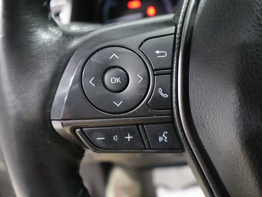 Used 2022 Toyota Camry SE image 32