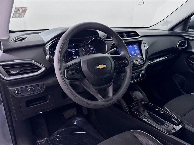 Used 2022 Chevrolet TrailBlazer LT w/ Convenience Package image 13