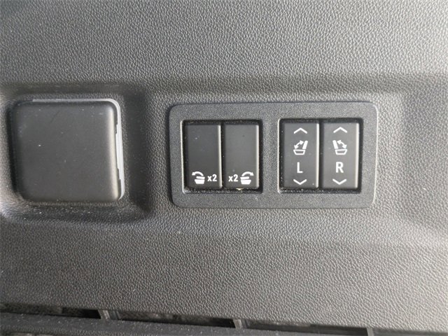 Used 2021 GMC Yukon AT4 w/ Rear Media and Nav Package image 13