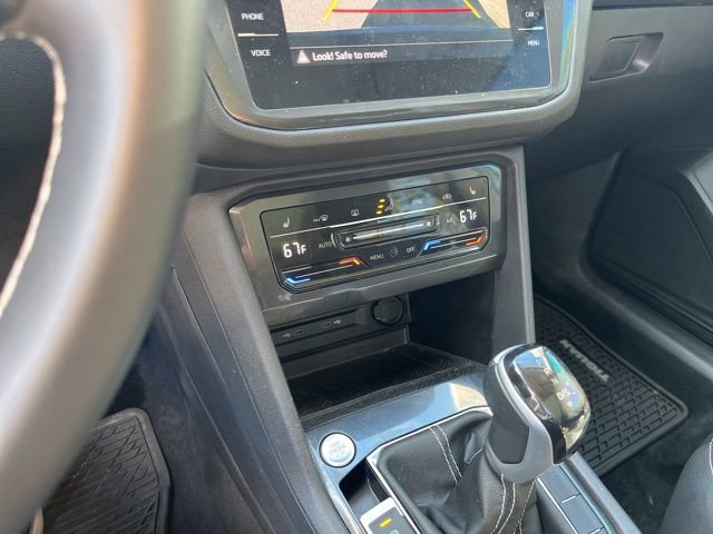 Used 2023 Volkswagen Tiguan SE image 23