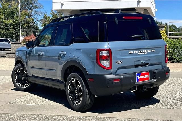 New 2026 Ford Bronco Sport Outer Banks w/ Outer Banks Tech Package+ AWD/4WD image 3