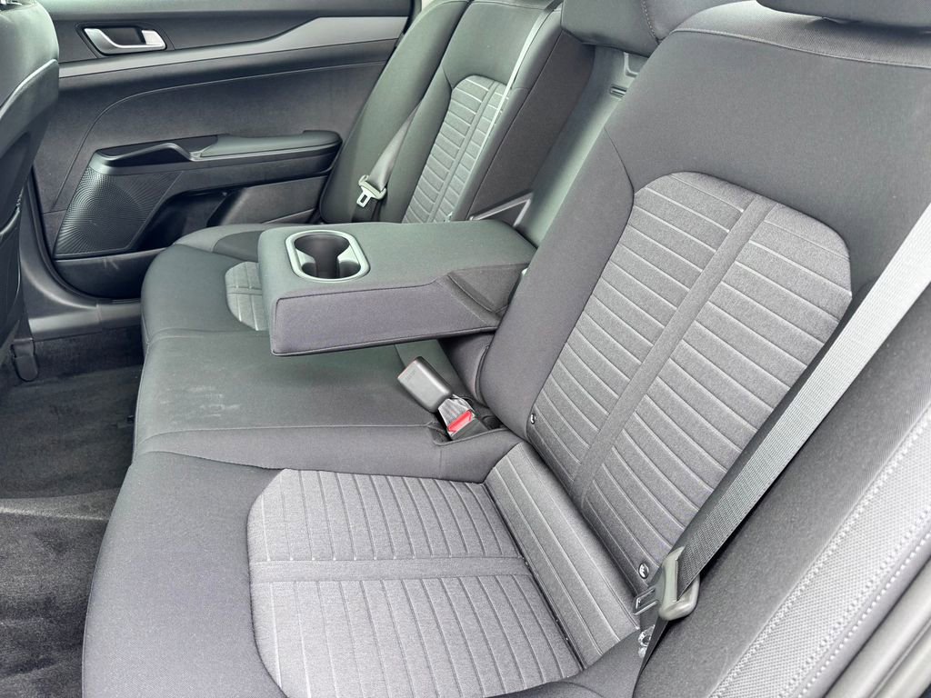 New 2026 Kia K5 LXS image 24