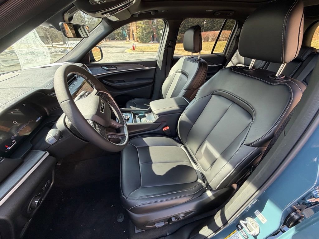 New 2026 Jeep Grand Cherokee Limited image 14