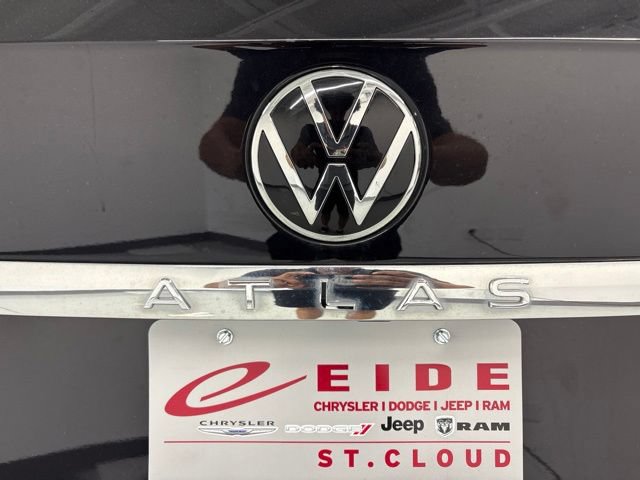 Used 2023 Volkswagen Atlas SEL AWD/4WD image 8