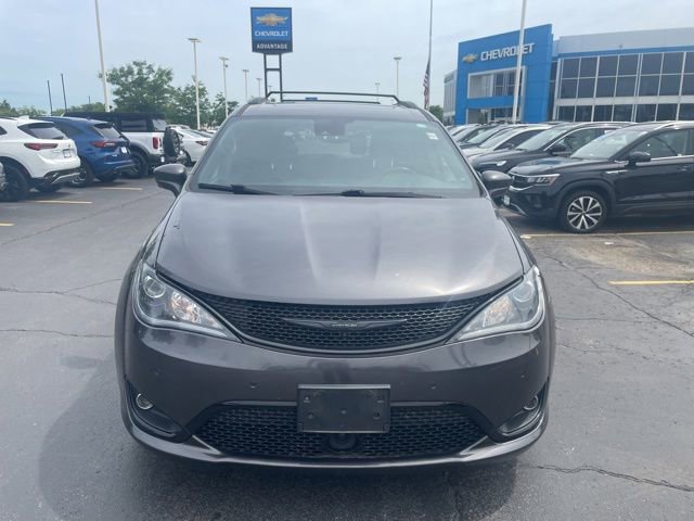 Used 2019 Chrysler Pacifica Touring-L Plus w/ Advanced Safetytec Group FWD image 6