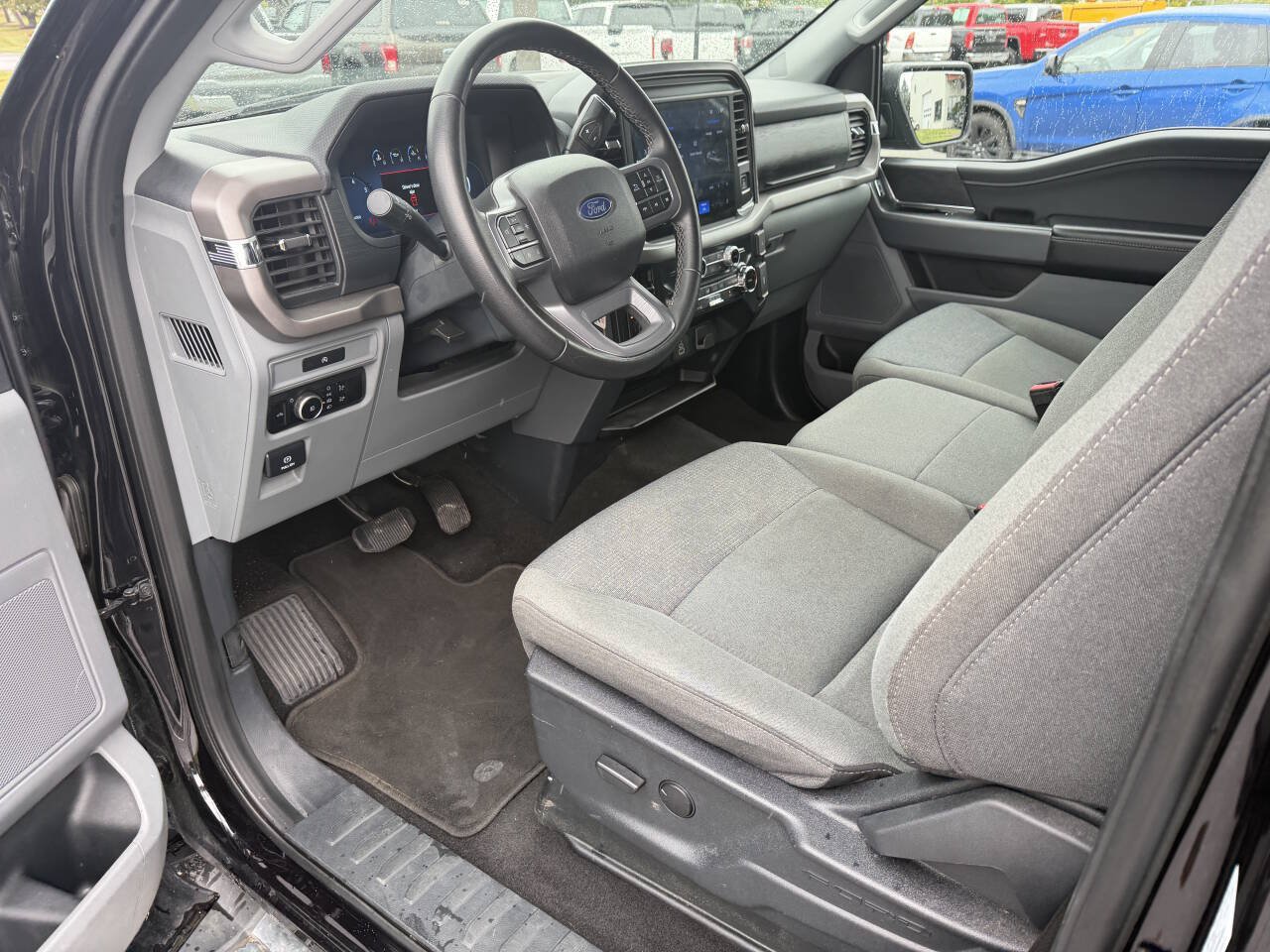 Used 2025 Ford F150 XLT AWD/4WD image 9