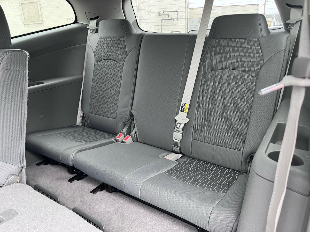 Used 2017 Chevrolet Traverse LS image 12