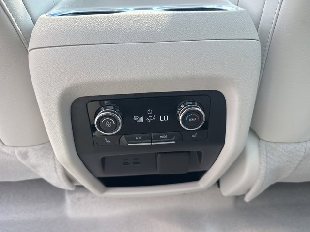 New 2026 Buick Enclave Avenir w/ LPO, Floor Liner Package image 32