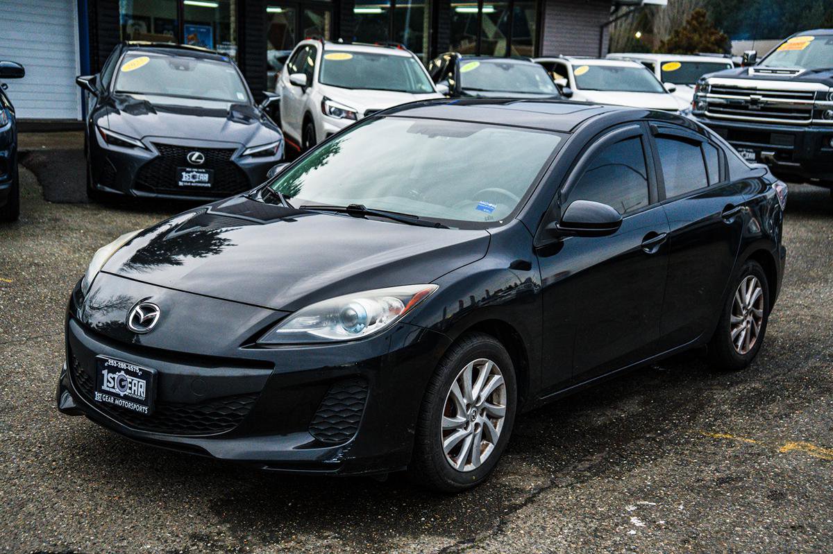 Used 2012 MAZDA MAZDA3 i Grand Touring w/ Tech Pkg image 4