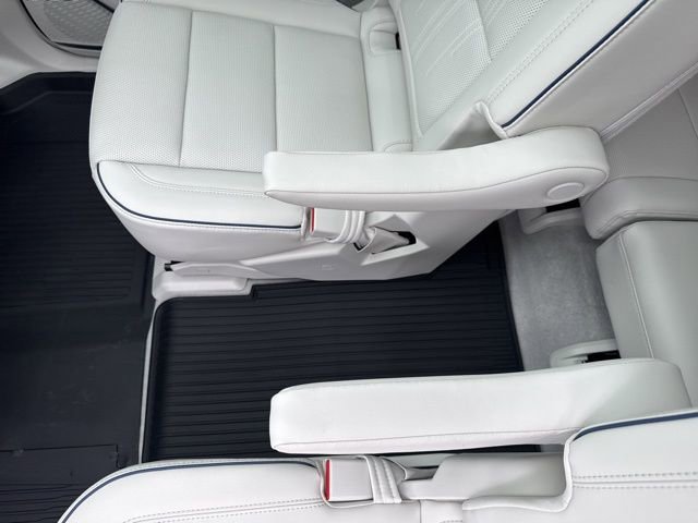 New 2026 Buick Enclave Avenir w/ Super Cruise Package image 22