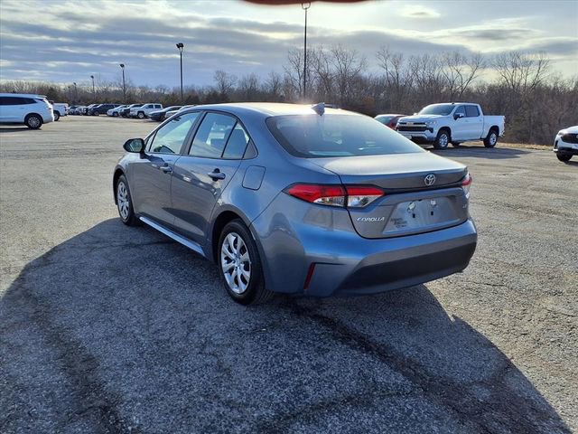 Used 2025 Toyota Corolla LE image 26