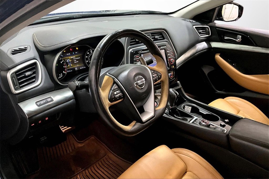 Used 2016 Nissan Maxima SR image 17