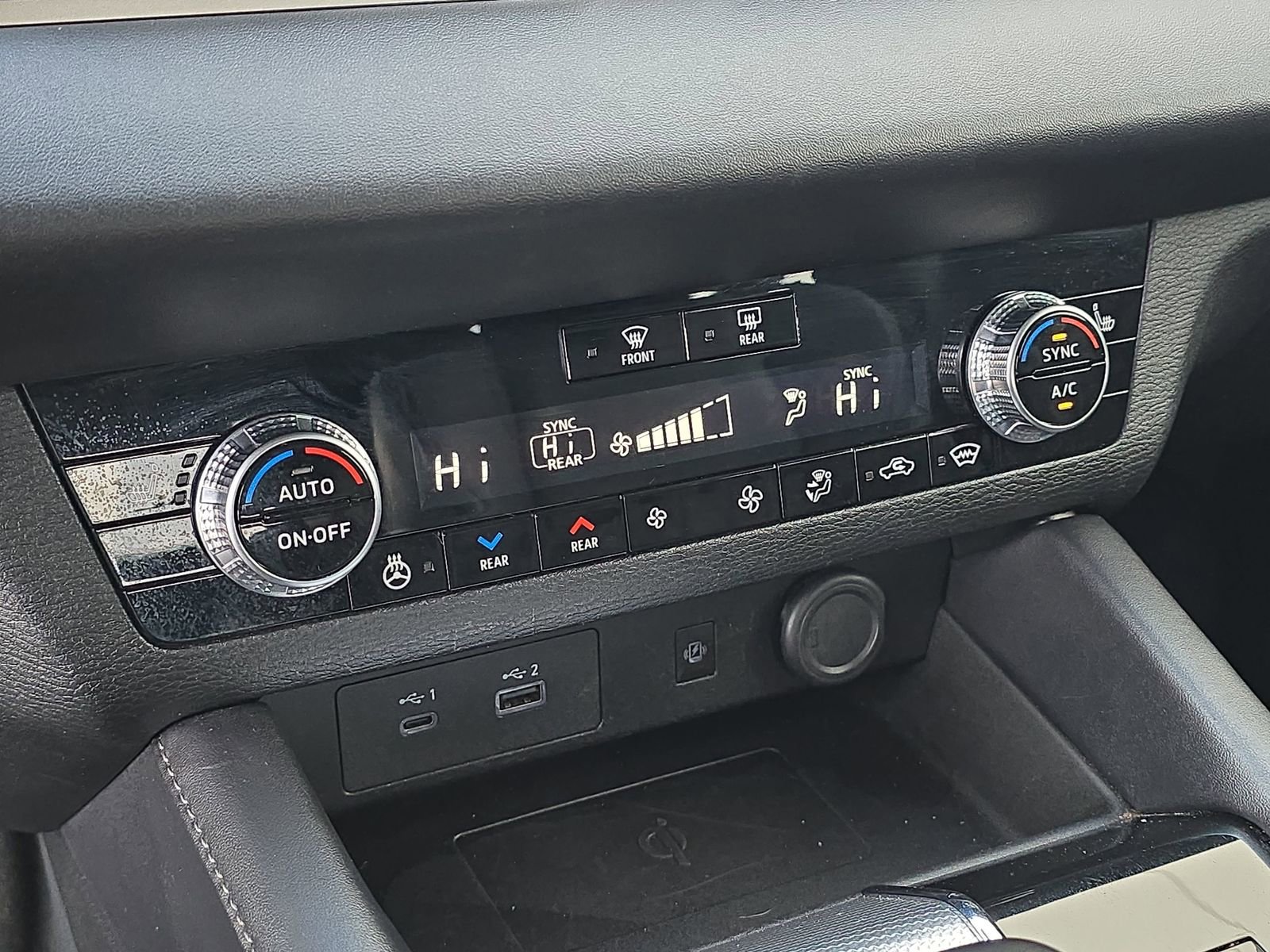 Used 2024 Mitsubishi Outlander SEL image 27