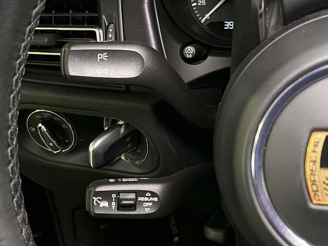 Certified 2023 Porsche Macan GTS image 39