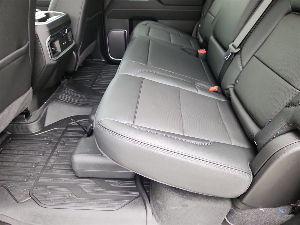 New 2026 GMC Sierra 2500 Denali w/ Denali Reserve Package image 9