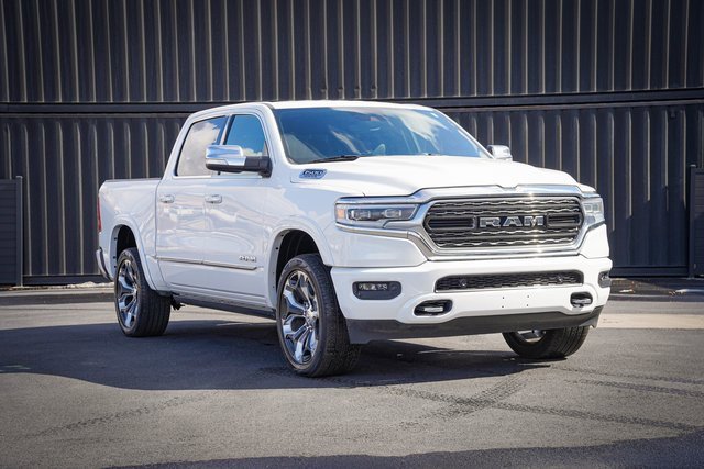 Used 2022 RAM 1500 Limited w/ Body-Colour Bumper Group