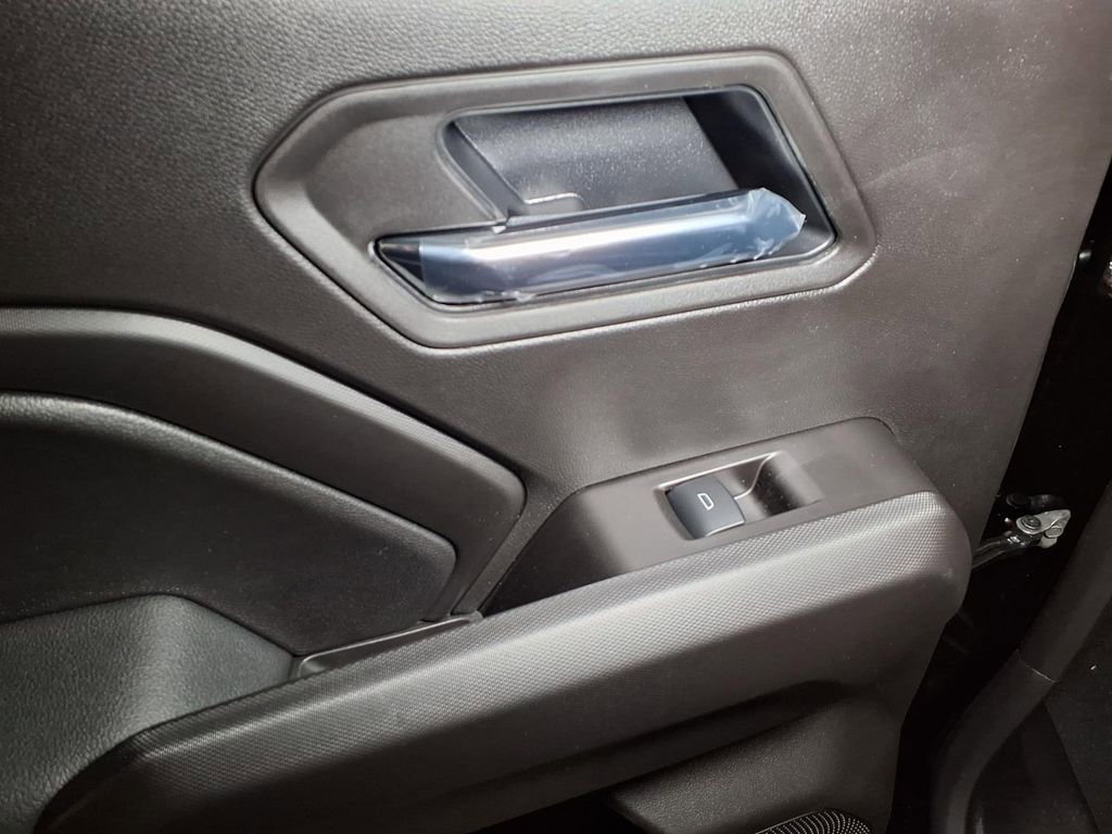 New 2026 GMC Canyon Elevation w/ Convenience Package RWD image 11