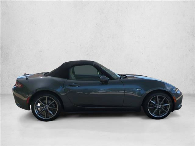 Used 2016 MAZDA MX-5 Miata Grand Touring RWD image 4