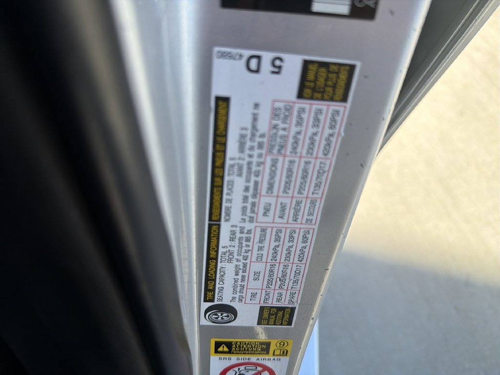 Used 2015 Toyota Prius V Four FWD image 35