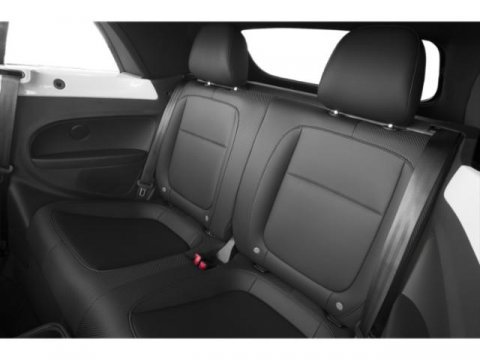 Used 2019 Volkswagen Beetle 2.0T S FWD image 14