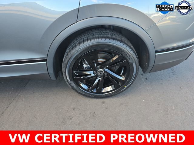 Used 2023 Volkswagen Tiguan SE R-Line image 25