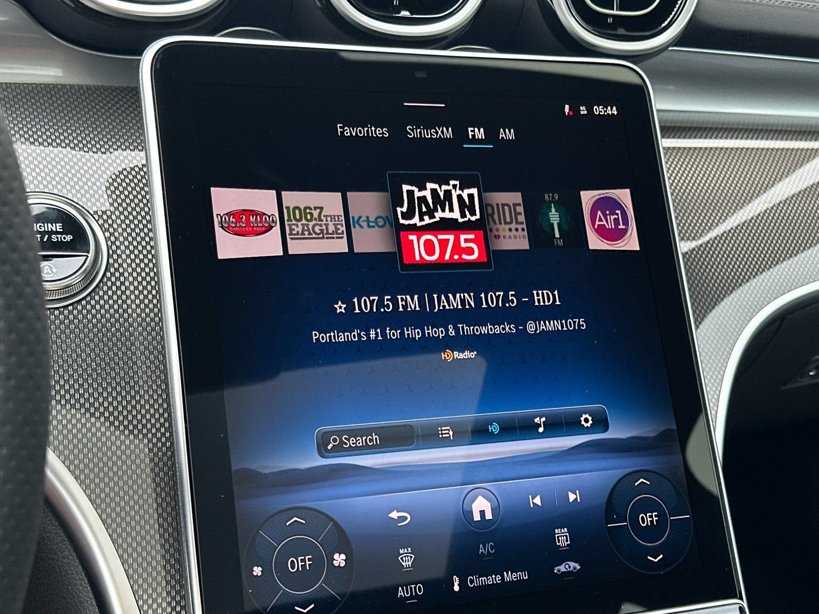 New 2026 Mercedes-Benz C 300 4MATIC Sedan image 17