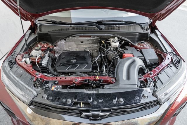 Used 2023 Chevrolet TrailBlazer RS w/ Sun and Liftgate Package image 16