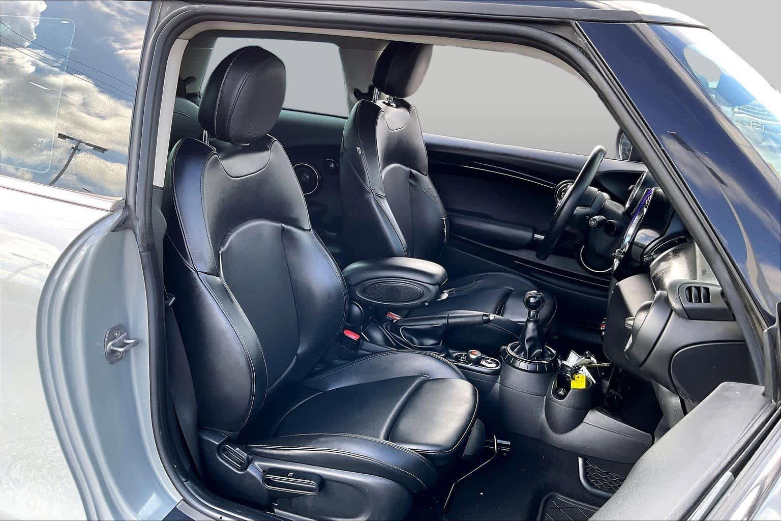 Used 2015 MINI Cooper S FWD image 8