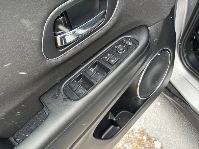 Used 2022 Honda HR-V EX image 11