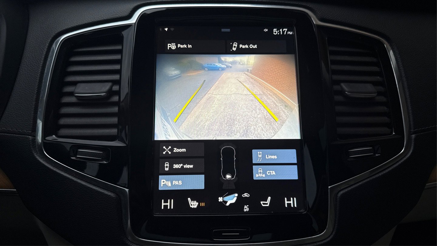 Used 2020 Volvo XC90 T6 Inscription w/ Protection Package Premier image 11