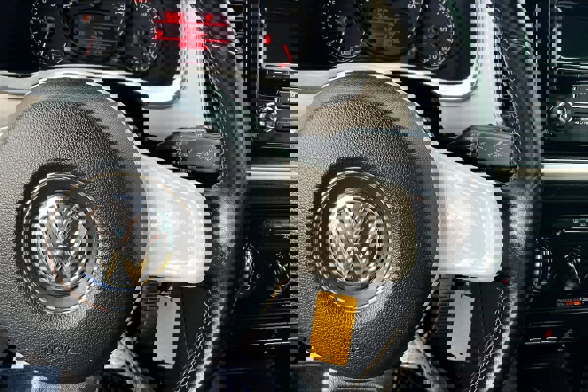 Used 2012 Volkswagen Beetle Turbo image 12