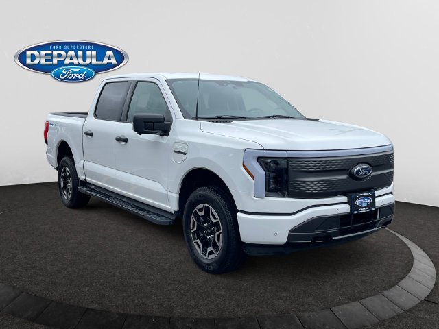 Used 2023 Ford F150 Lightning XLT AWD/4WD image 9