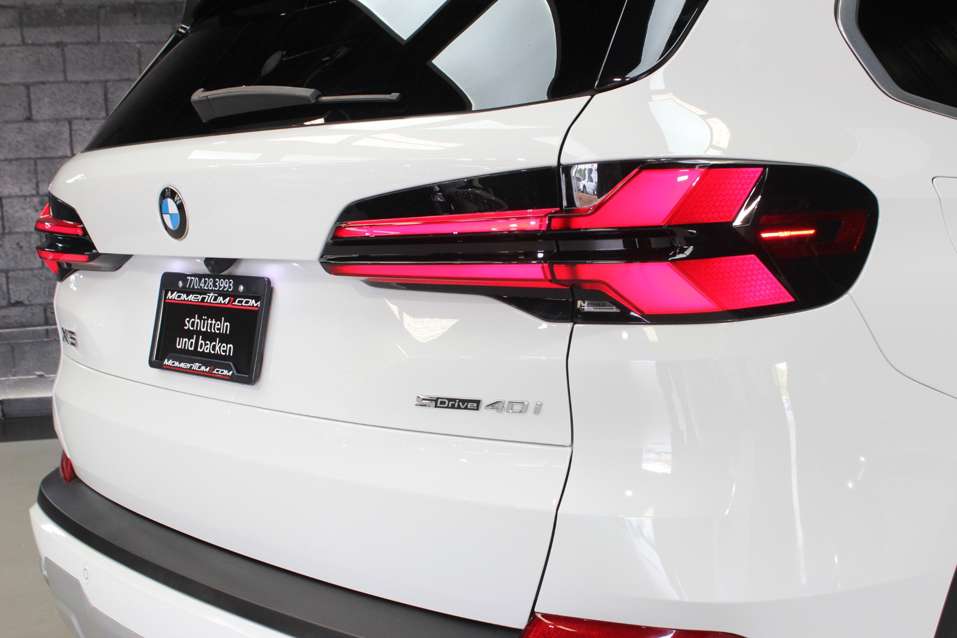 Used 2024 BMW X5 sDrive40i RWD image 16
