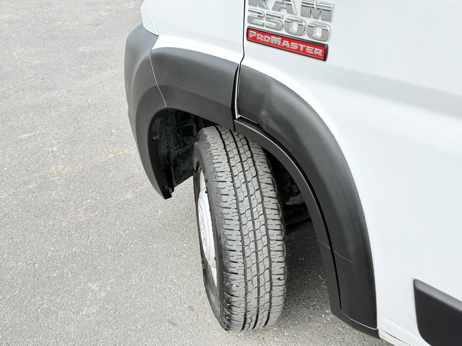 Used 2021 RAM ProMaster 2500 FWD image 5